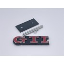 Эмблема шильдик стикер GTI решетки радиатора VW Golf Volkswagen (Фольсваген) (красный+хром)